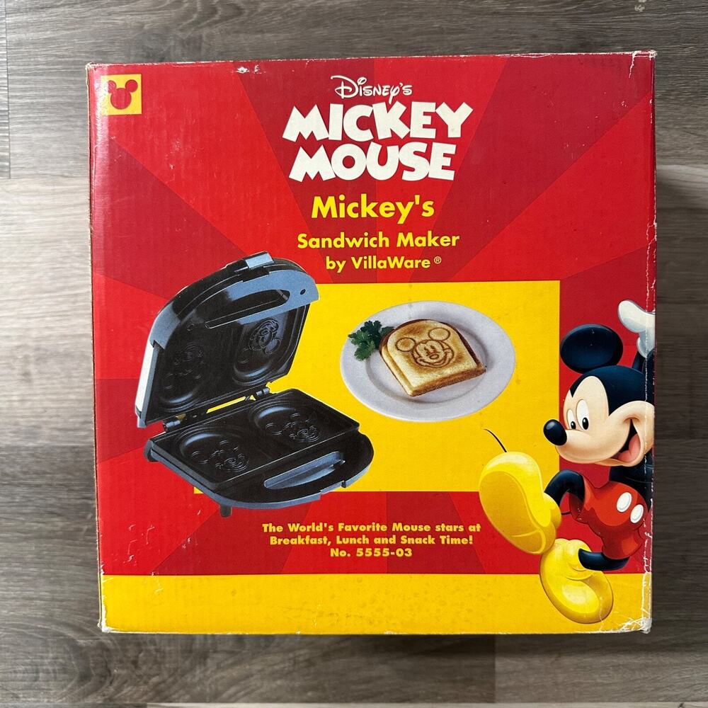 VillaWare 5555-03 Mickeys Sandwich Maker with Original Recipe Booklet and Box